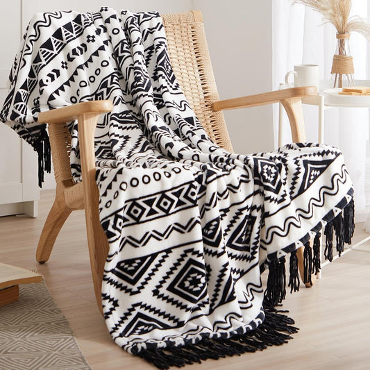 CASAAGUSTO Boho Throw Blanket - Black and White Decorative Blankets with Tassel, Printed Flannel Bohemian Blanket for Chair, Bed, Sofa, Couch(50 * 60, Black and White)